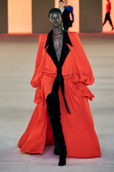Look 66